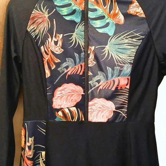 TONIGHT LAST CHANCE! 2 Piece Modest Swimsuit - Top and Pants Size M / L - Picture 6 of 12